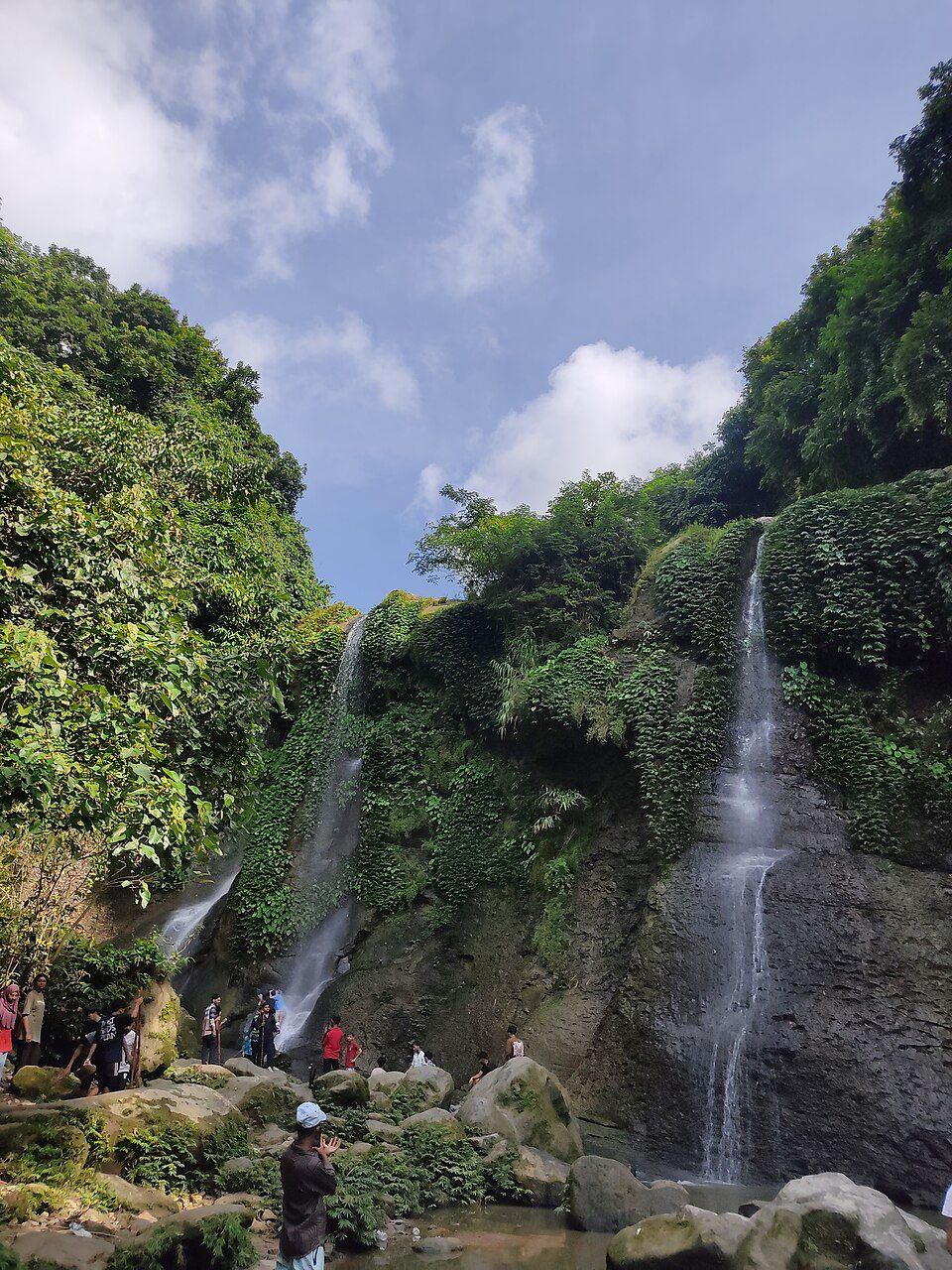 Suptadhara Waterfall